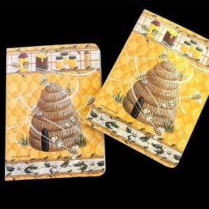 2 new honey bees notepad booklets